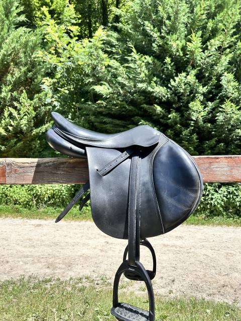 Selle FORESTIER &agrave; vendre.