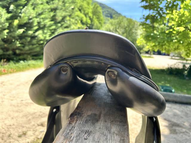 Selle FORESTIER &agrave; vendre.