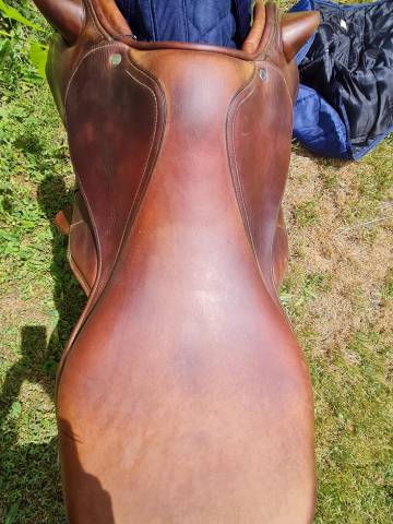 Selle cross Antares 18"
