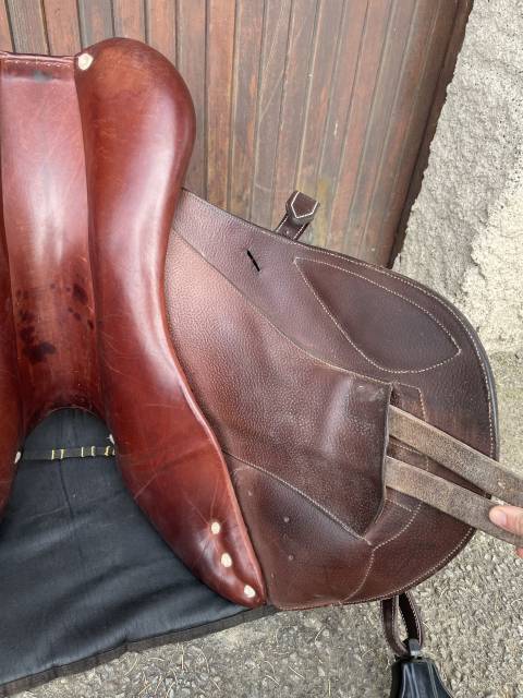 Selle Cwd monoquartiers 17,5pouces 