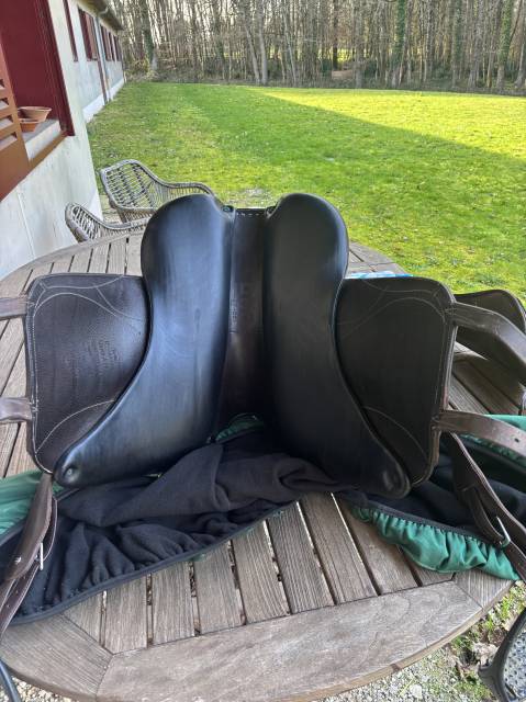 Selle dressage Makila Lab Devoucoux 17,5