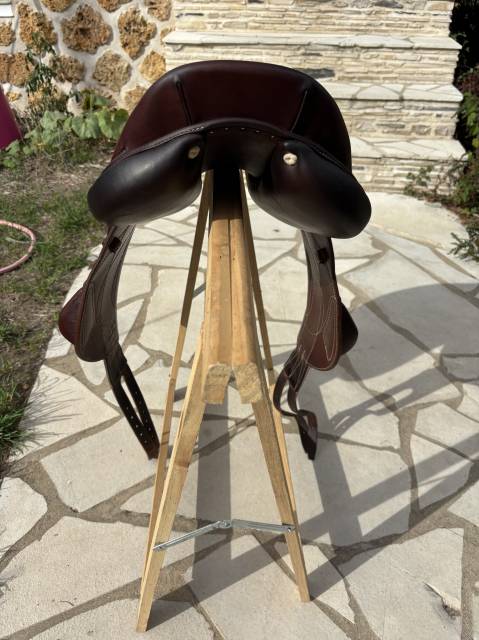 Selle Antar&egrave;s Veau Monoquartier Connexion 17,5 &eacute;quip&eacute;e