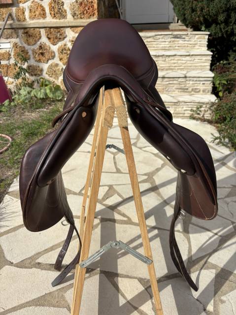 Selle Antar&egrave;s Veau Monoquartier Connexion 17,5 &eacute;quip&eacute;e