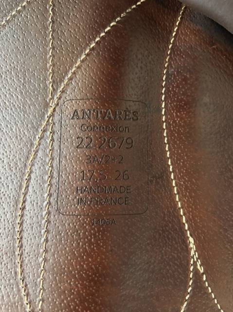 Selle Antar&egrave;s Veau Monoquartier Connexion 17,5 &eacute;quip&eacute;e