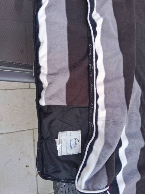 2 eme COUVRE REIN POLAIRE 125 