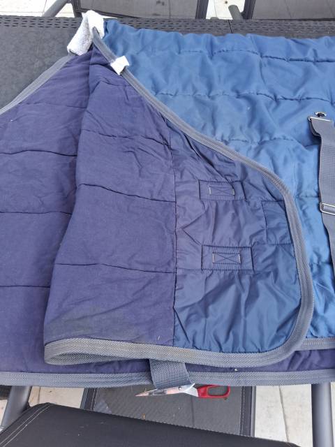 Couverture hiver box int&eacute;rieur &eacute;quitation cheval 125