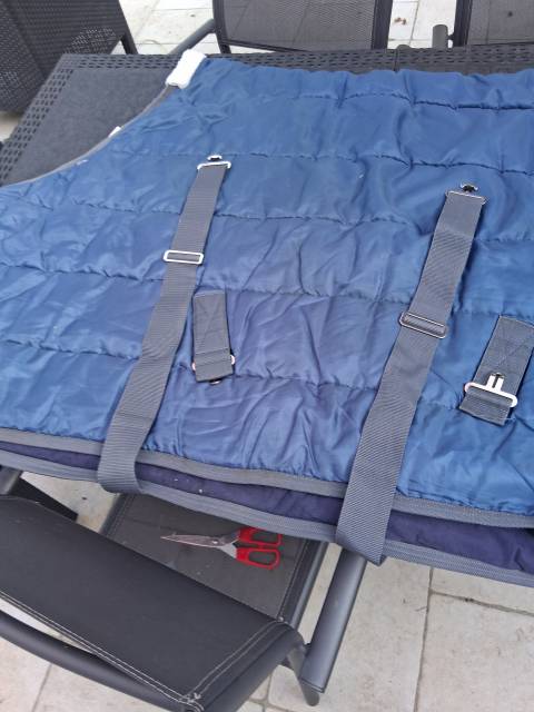 Couverture hiver box int&eacute;rieur &eacute;quitation cheval 125