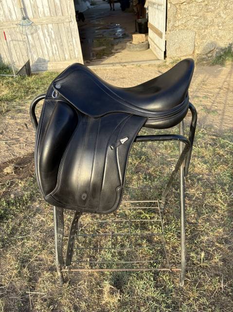 Selle de dressage &eacute;quipe 