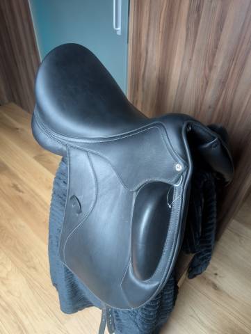 Selle dressage cuir acavallo raffaello 17,5 neuve