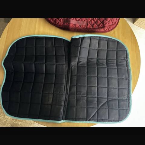 Tapis bleu