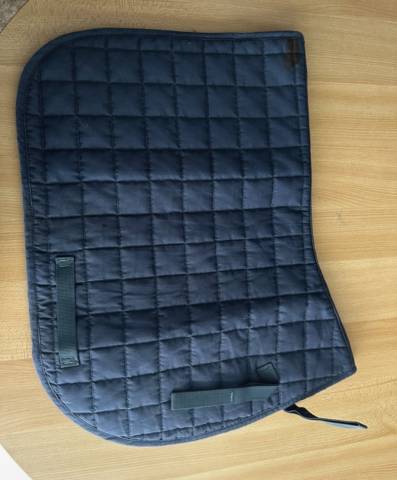 Tapis bleu marine