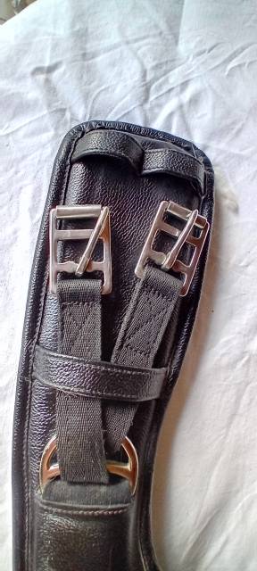 SANGLE DRESSAGE HKM ANATOMIQUE 
