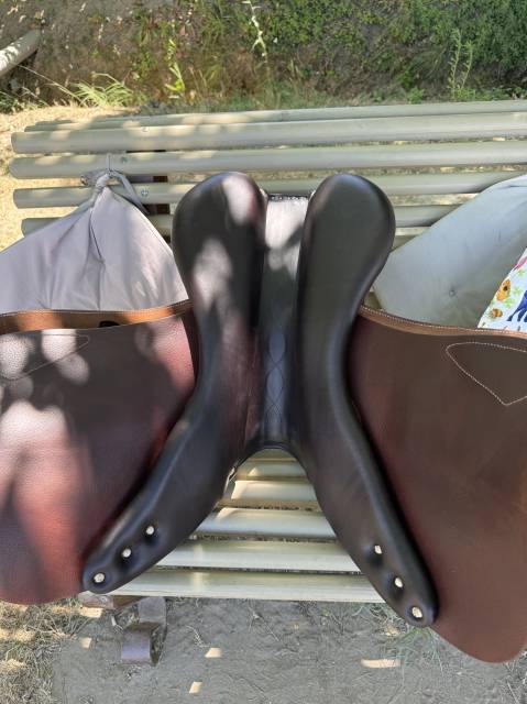 Selle Antares Comfort2 18&rdquo; Excellent &eacute;tat 