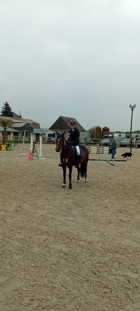 Jolie ponette de 13 ans 