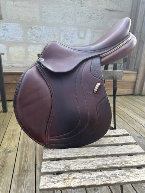 Selle CWD 17,5 doubl&eacute; veau 