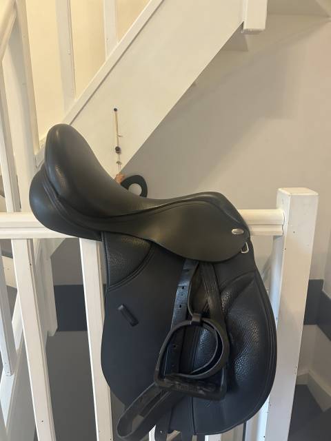 Selle thorowgood T8 compact low wither 17"