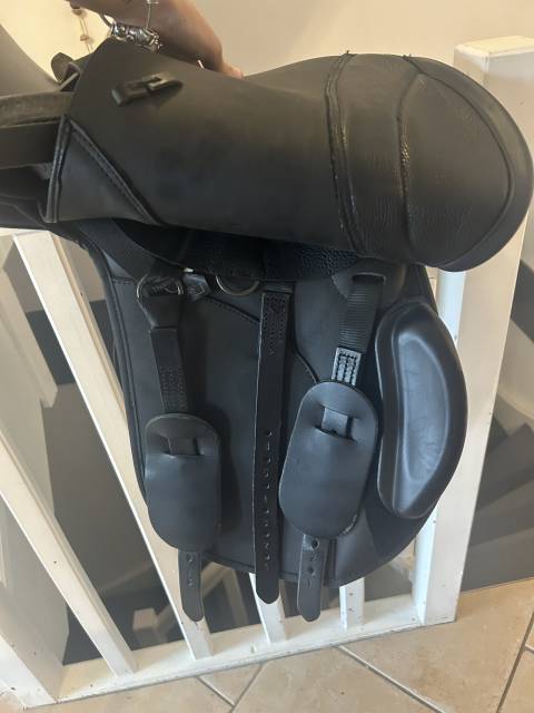 Selle thorowgood T8 compact low wither 17"