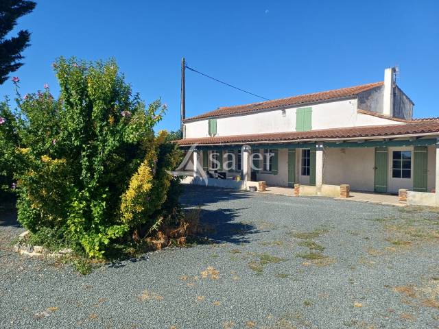 Propri&eacute;t&eacute; agricole dans le marais