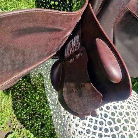 Selle prestige 17 pouce plus &Eacute;trivi&egrave;res prestige 