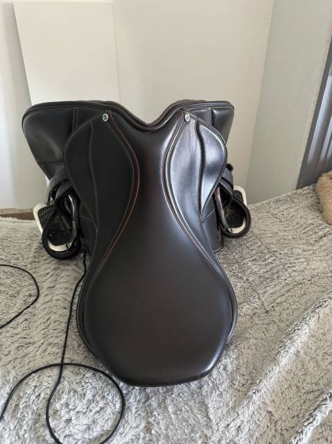 Selle Norton Close Contact Rexine Evol