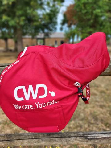 Selle CWD taille 17 ann&eacute;e 2024