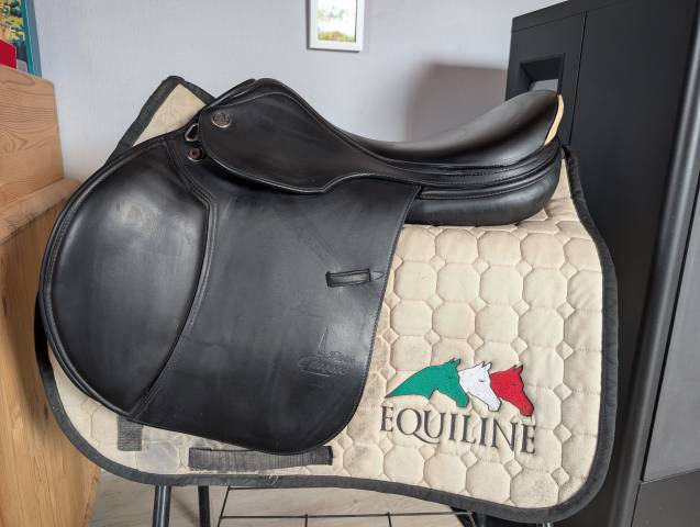 Selle Paris Classic Prestige Italia 17/32 TBE