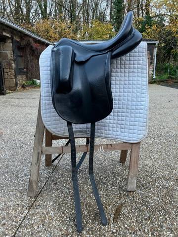 Selle de dressage Aulion 