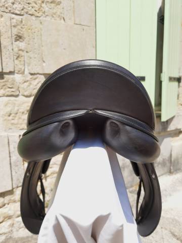 Selle de dressage Emporio by Prestige 17"