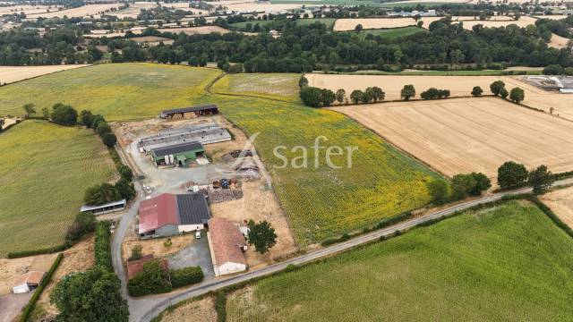 Maison avec b&acirc;timents en Vend&eacute;e
