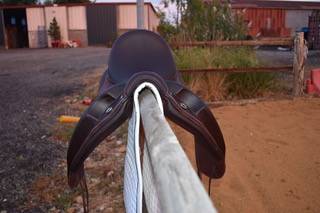 Selle devoucoux dressage 17,5