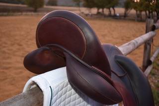 Selle devoucoux dressage 17,5