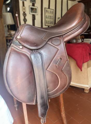Selle ANTARES SIGNATURE doubl&eacute;e veau T18 1350 euros