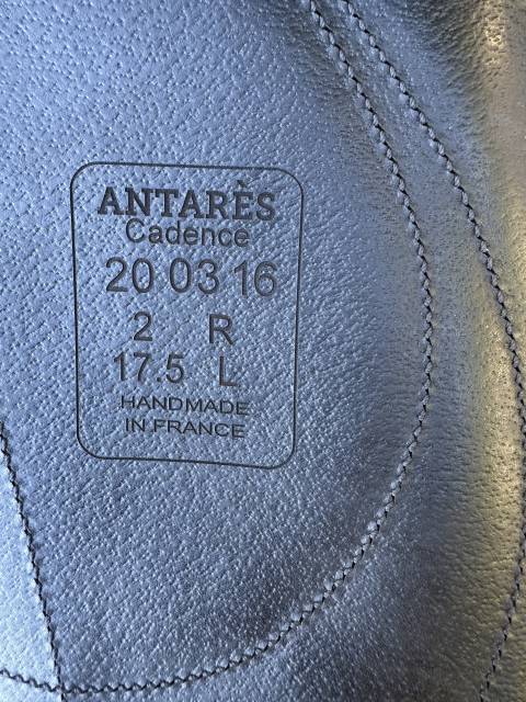 Antar&egrave;s cadence noire