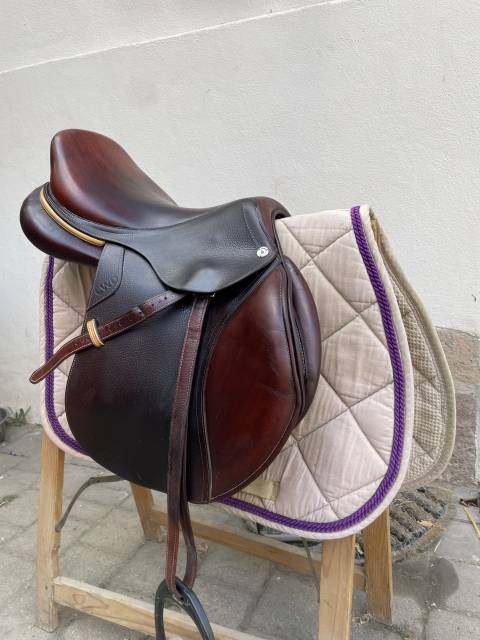 Selle CWD SE02 17 pouces 