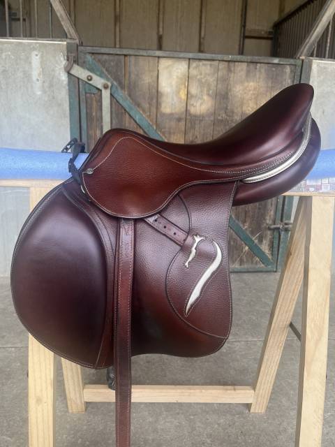 selle Antares Contact  17"