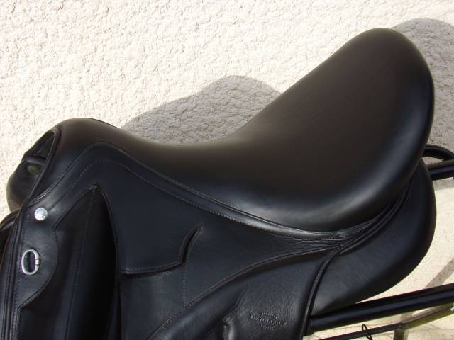 Selle Dressage Devoucoux Makila Lab 18'