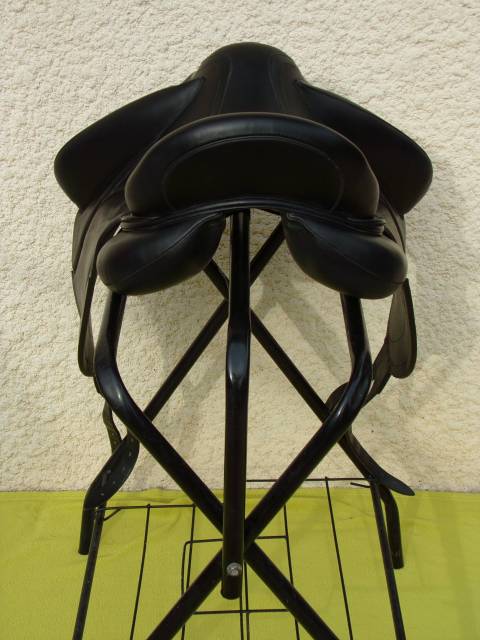 Selle Dressage Devoucoux Makila Lab 18'