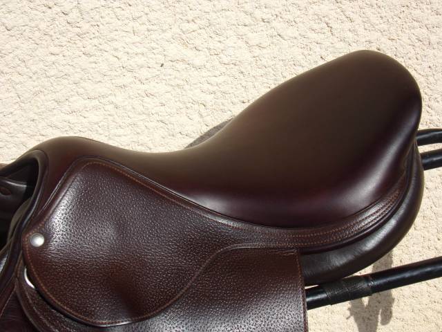 Selle Obstacle Childeric en superbe &eacute;tat 17'5