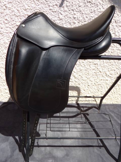 Selle Dressage Childeric DGP 17'5