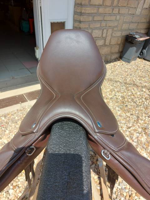 Selle ikonic light horse Ball 