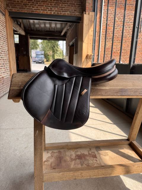 Selle Forestier S&eacute;oul &ndash; 17,5&rdquo; &mdash; Buffle 