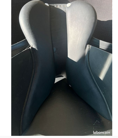   Selle de dressage double quartier , taille 16, neuve,