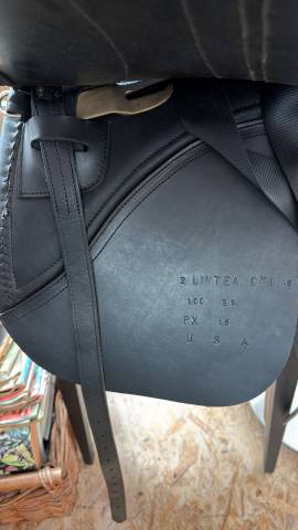   Selle de dressage double quartier , taille 16, neuve,