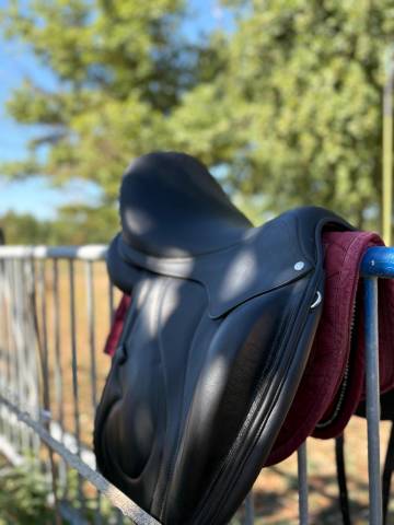 Selle dressage Antar&egrave;s Cadence