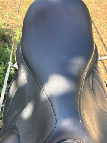 Selle dressage Antar&egrave;s Cadence