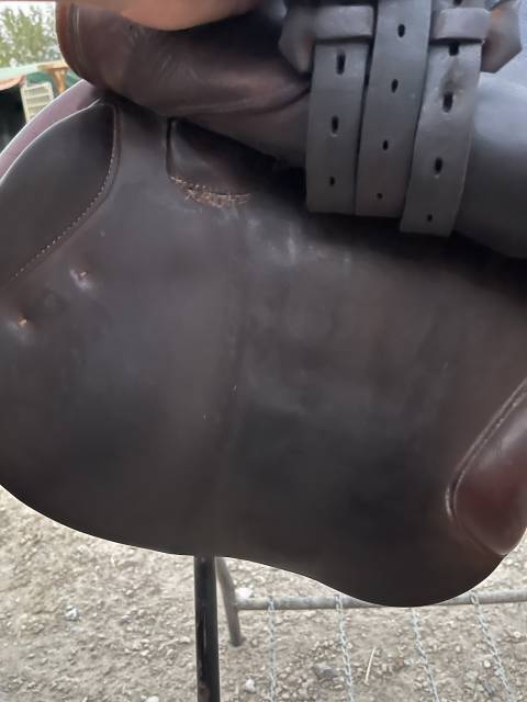Selle Butet 17 pouces