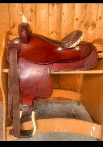 Selle am&eacute;ricaine Continental 16"