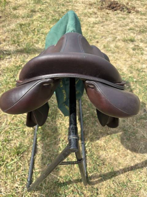 Selle Devoucoux 