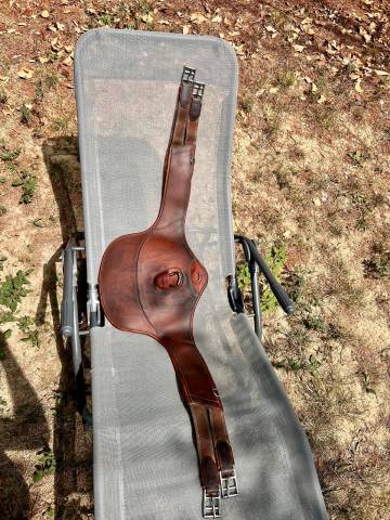 Sangle bavette cuir 135 cm Renaissance