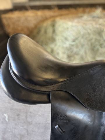 Selle Devoucoux Biarritz O noire 17,5&rsquo; 2021